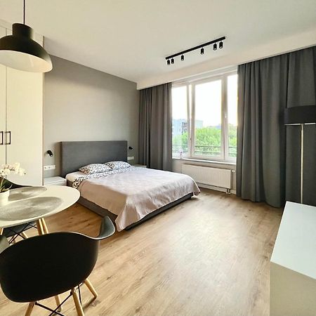 K22 Warszawa Zachodnia Slawinska 502 Apartman Kültér fotó