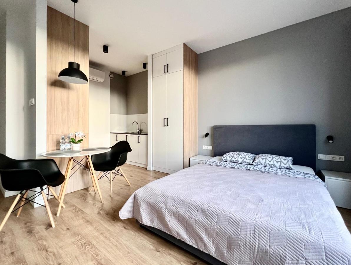 K22 Warszawa Zachodnia Slawinska 502 Apartman Kültér fotó