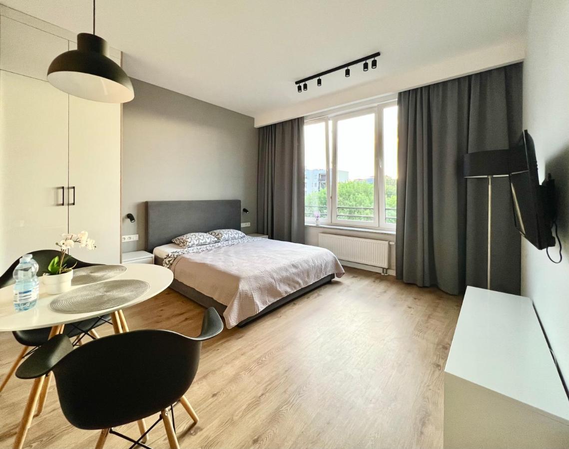 K22 Warszawa Zachodnia Slawinska 502 Apartman Kültér fotó