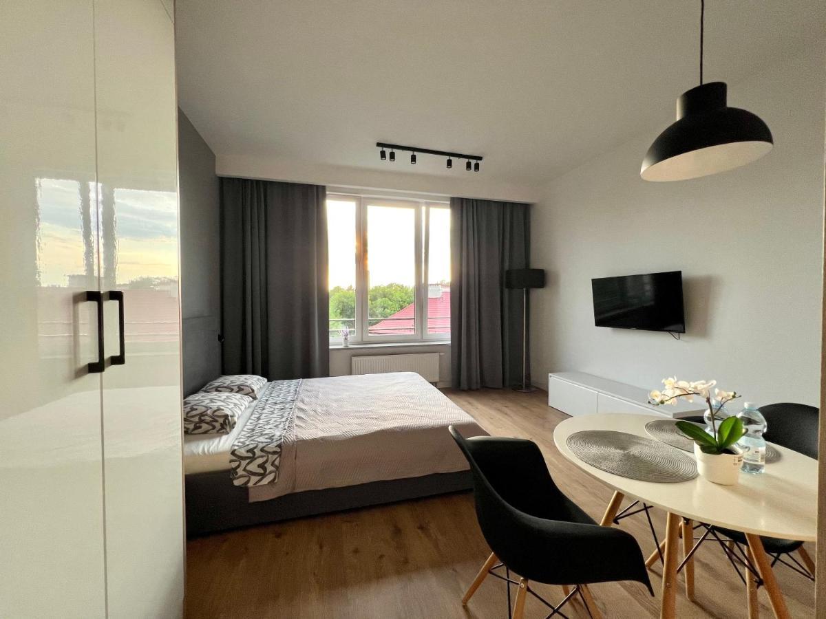 K22 Warszawa Zachodnia Slawinska 502 Apartman Kültér fotó